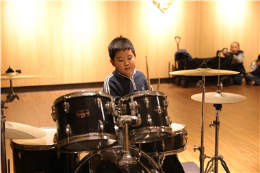 为我一挥手，如听万壑松！艺术点燃郡华校园