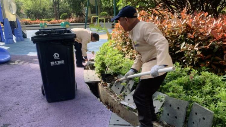 传承劳动美 致敬劳动者|岳阳市郡华学校“五一”劳动节德育实践活动