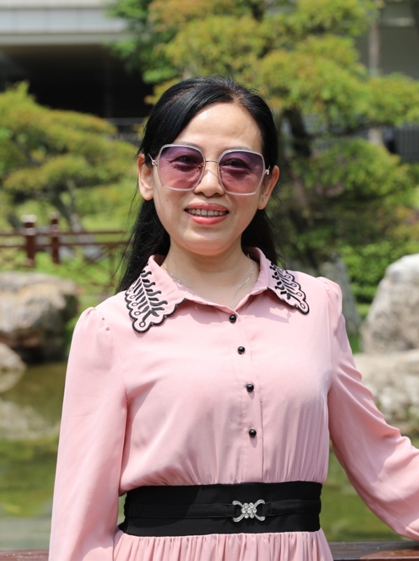 张瑛